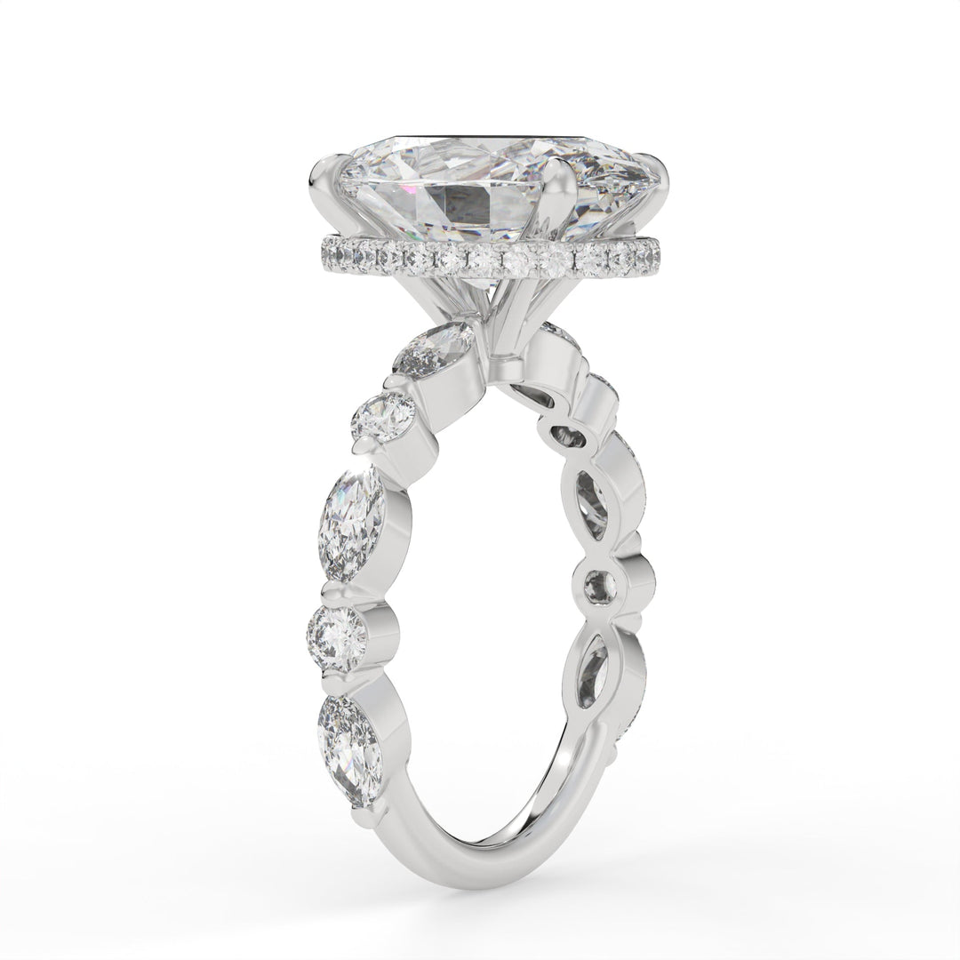 Sleek Oval Classic