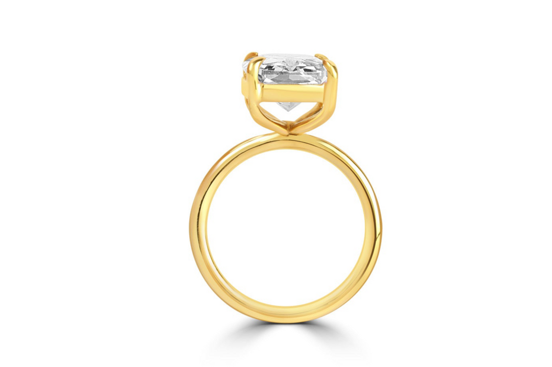 Regal Radiance Solitaire