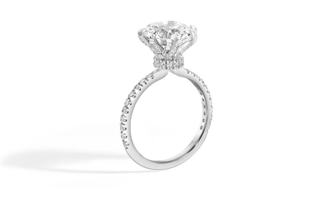 Round Halo Solitaire